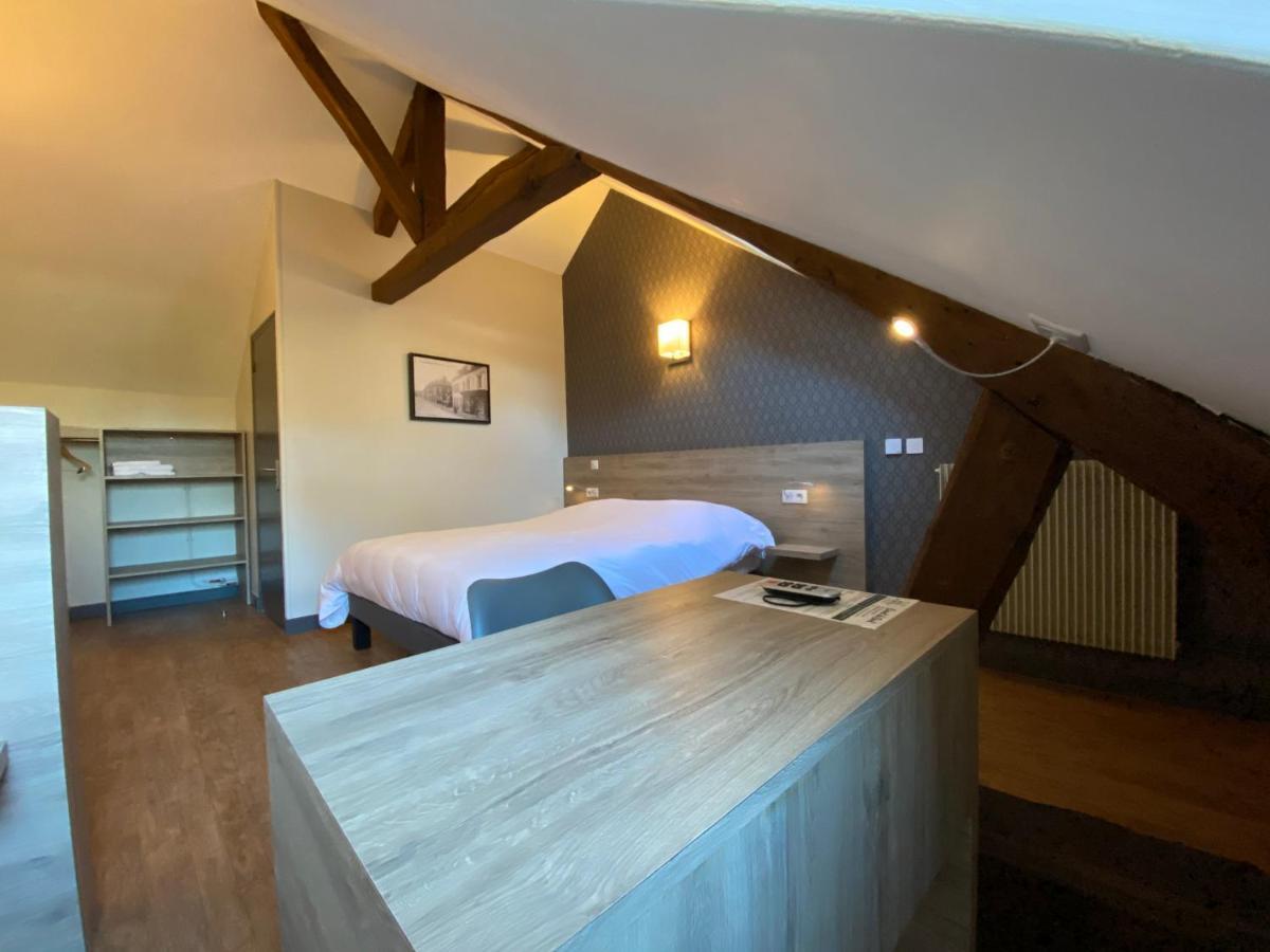 Logis - Hotel & Restaurant Saint Nicolas Шомон-ан-Вексан Екстериор снимка